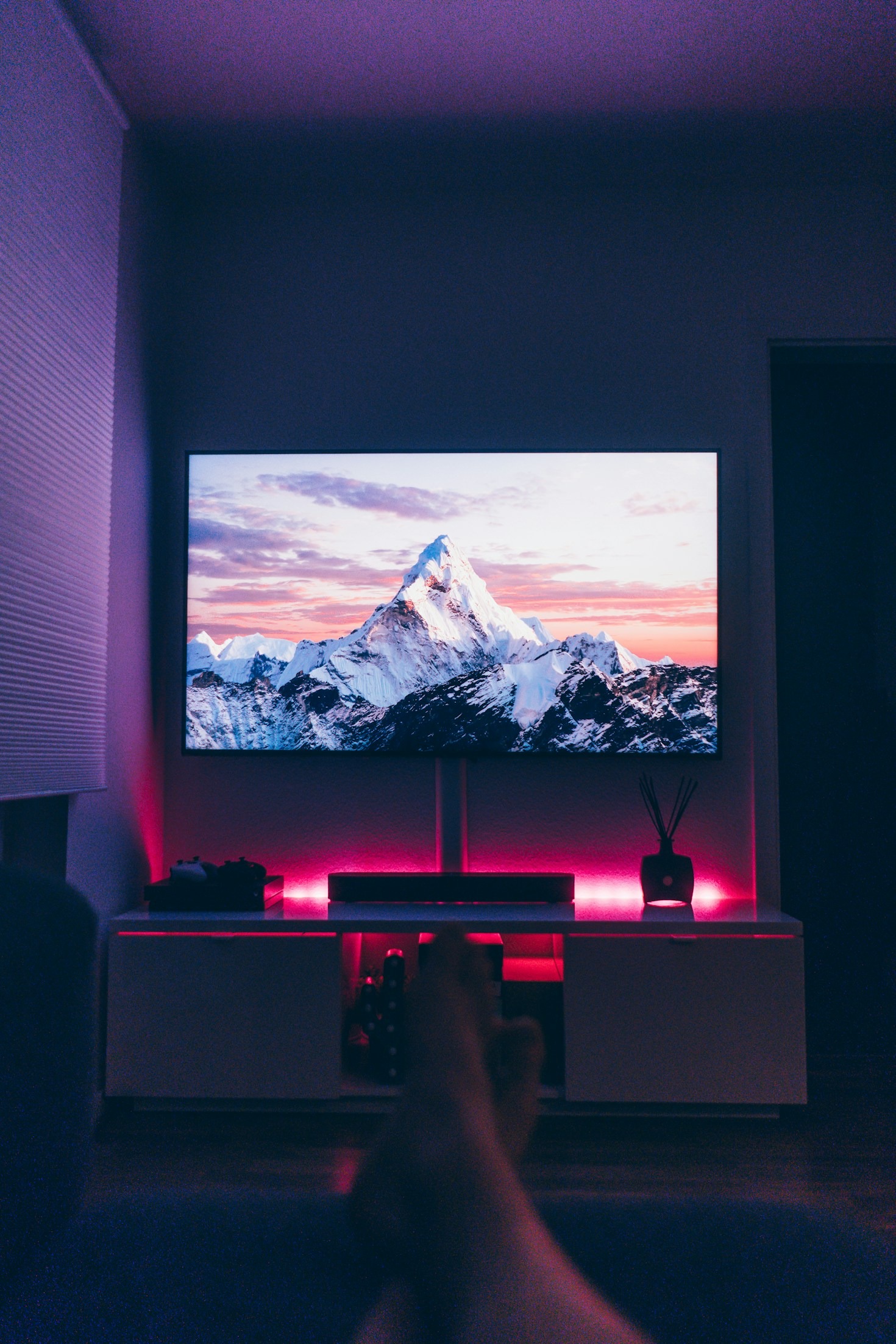 Why IPTV is Revolutionizing Home Entertainment